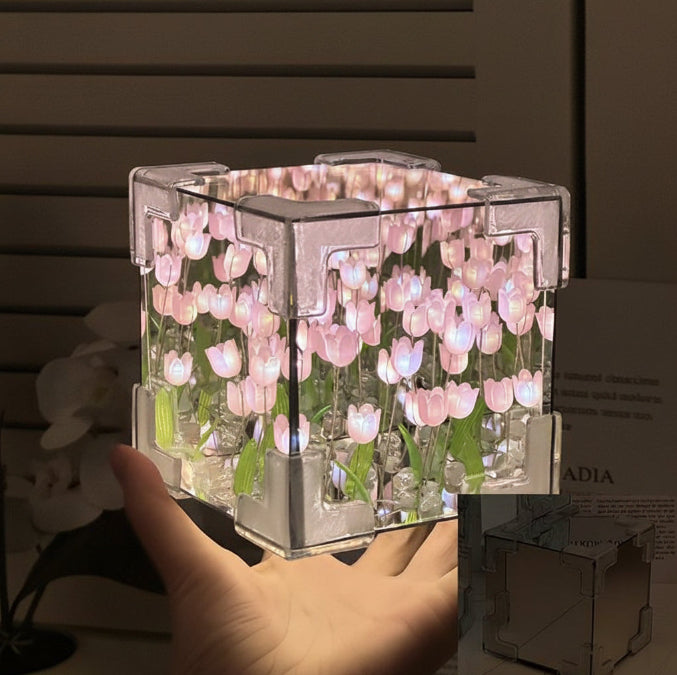 Tulip Cube Night Light