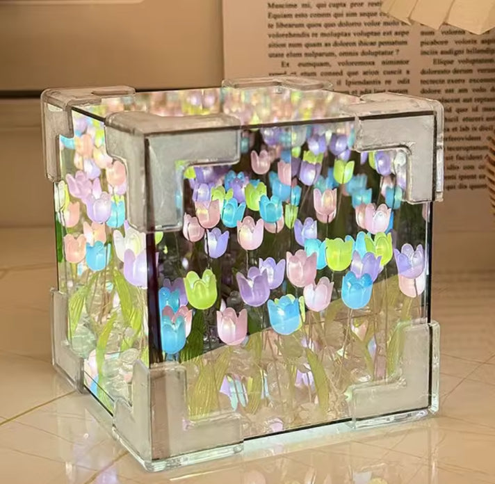 Tulip Cube Night Light