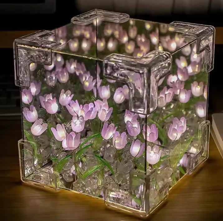 Tulip Cube Night Light